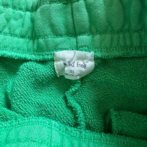 Green Wilfred Free sweat shorts - Picture 3 of 5